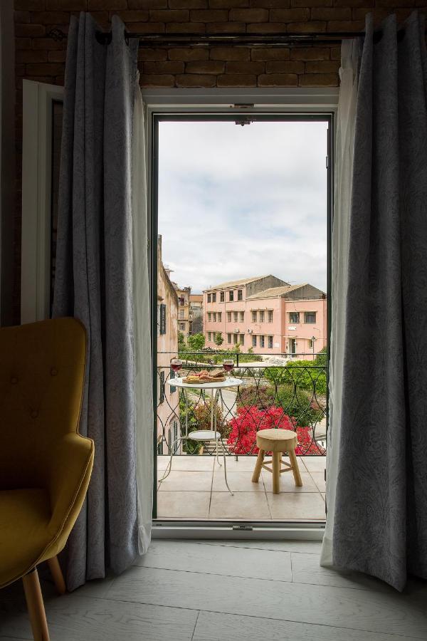 Deluxe Town Hall Square Flat In Historical Center 3 Corfu  Eksteriør billede